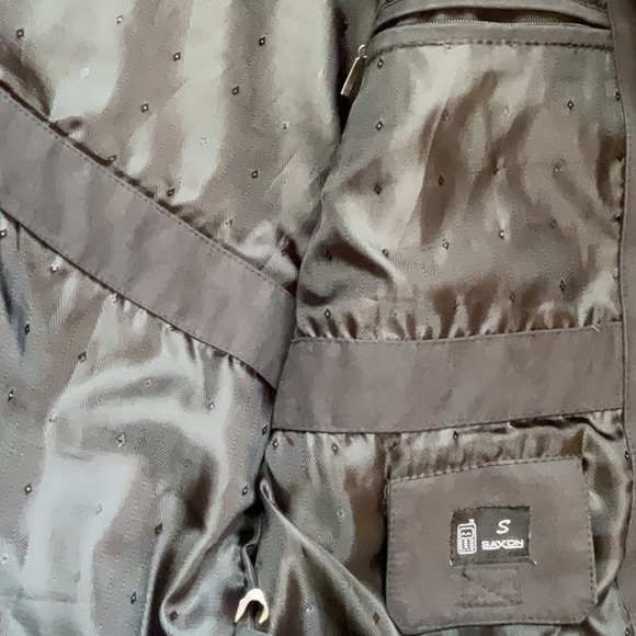 Saxon Jacket With Layered Collar - Picture 12 of 13